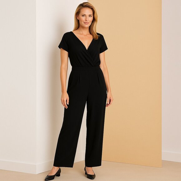 LOFT Pants - LOFT Outlet Black Short Sleeve Wide Leg Jumpsuit Size 6 Classic Career Preppy